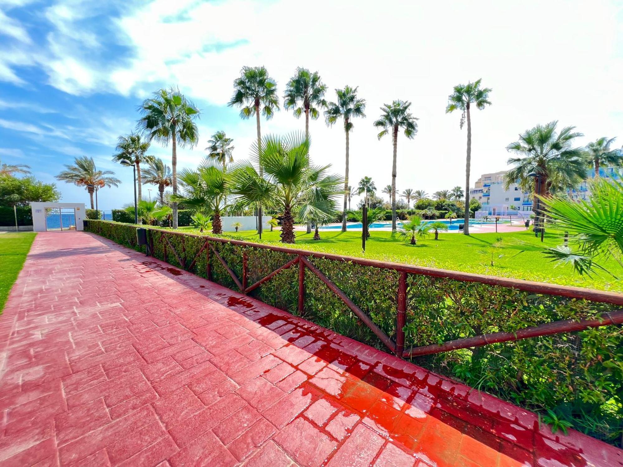 Pushe Castell De Ferro Beach & Tradition 2 Екстериор снимка